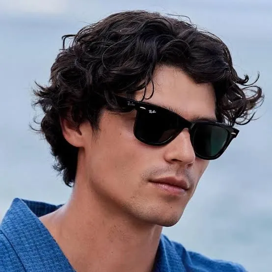 RB Wayfarer Classic 2140 en hombre